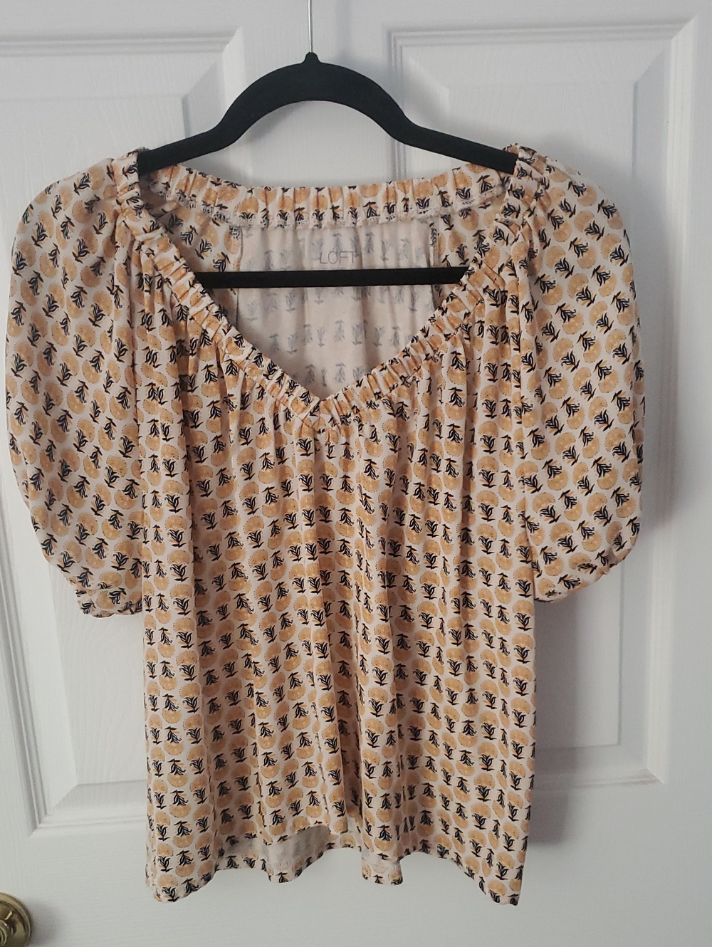 LOFT Loose Fit Cream and Yellow Floral Peasant Blouse